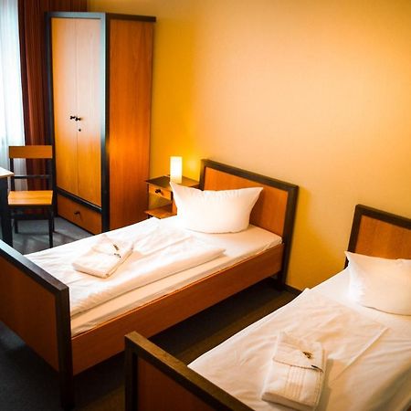 Haus Des Volkes - Das Bauhaushotel Probstzella Kültér fotó