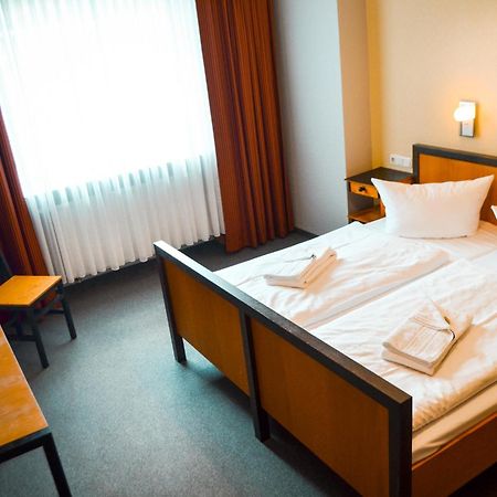 Haus Des Volkes - Das Bauhaushotel Probstzella Szoba fotó
