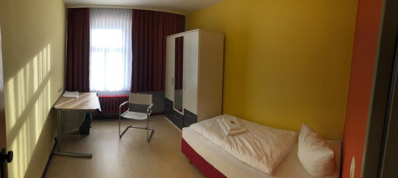 Haus Des Volkes - Das Bauhaushotel Probstzella Kültér fotó