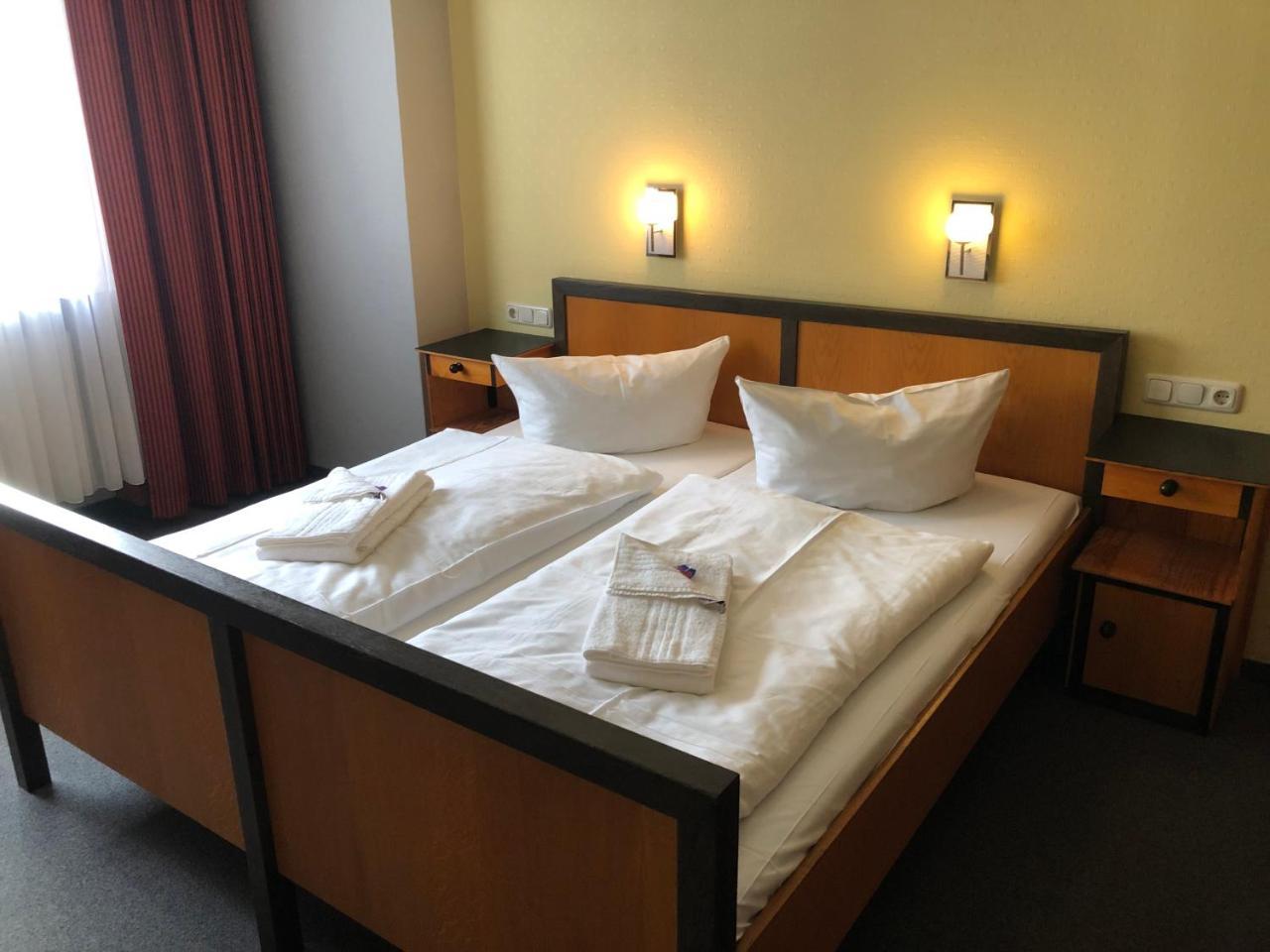 Haus Des Volkes - Das Bauhaushotel Probstzella Kültér fotó